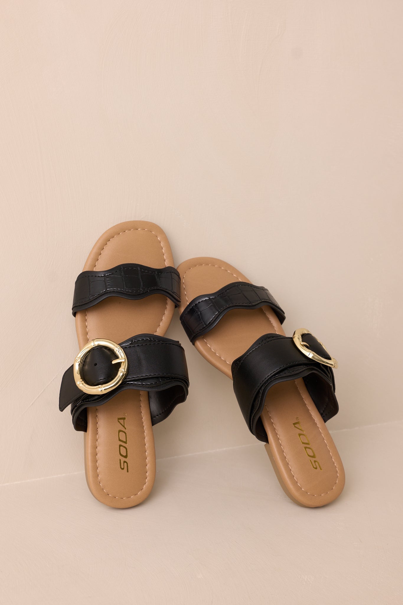 Waves Of My Heart Black Crocodile Sandals