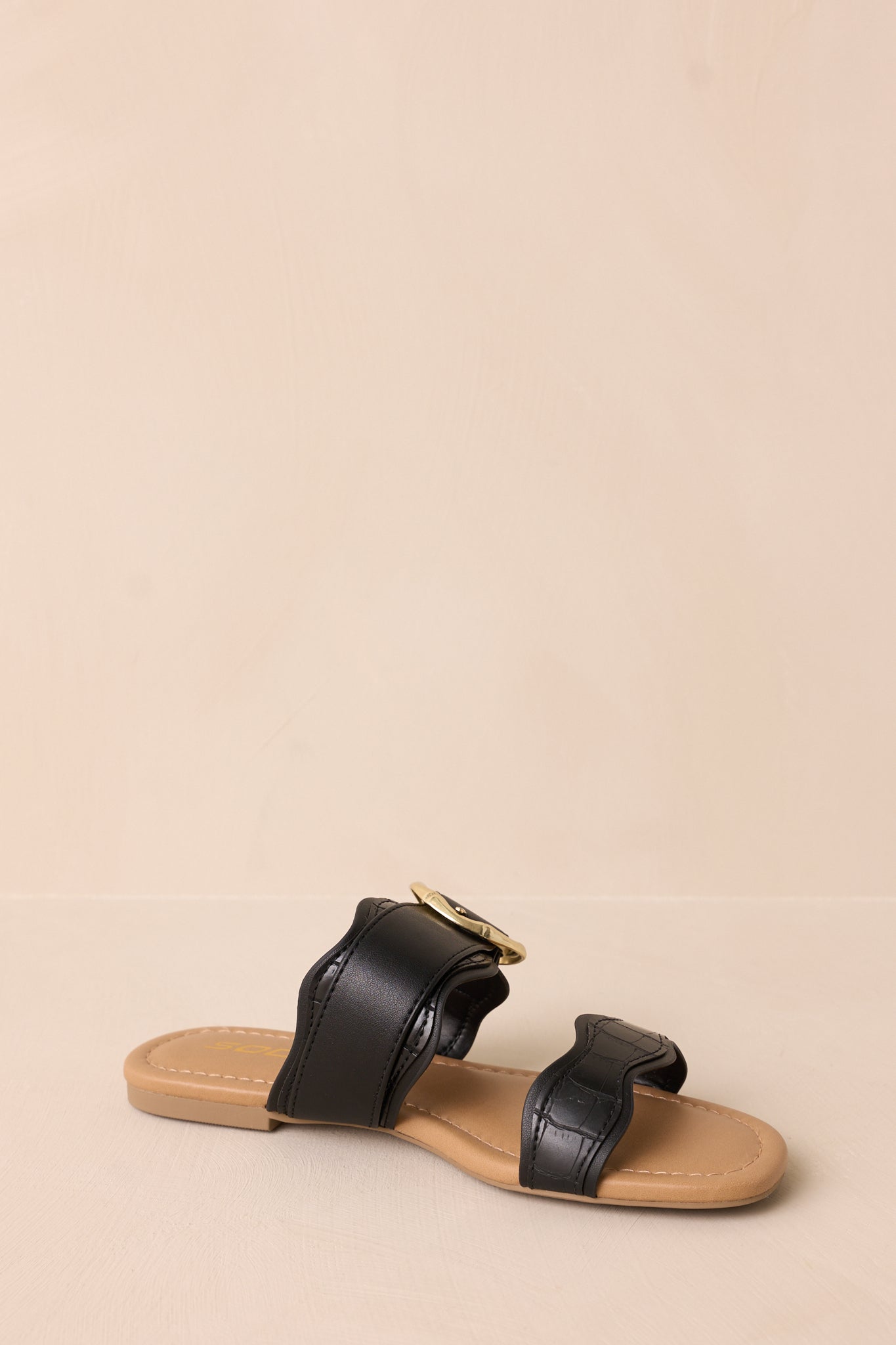 Waves Of My Heart Black Crocodile Sandals