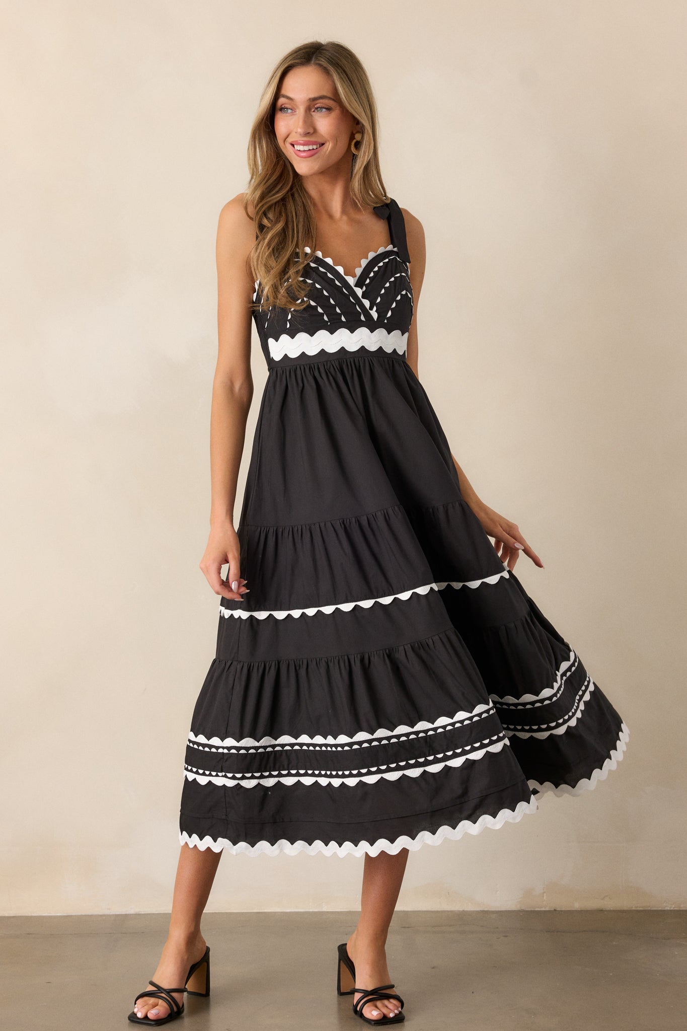 Elegant Edge Cotton Black Ricrac Maxi Dress