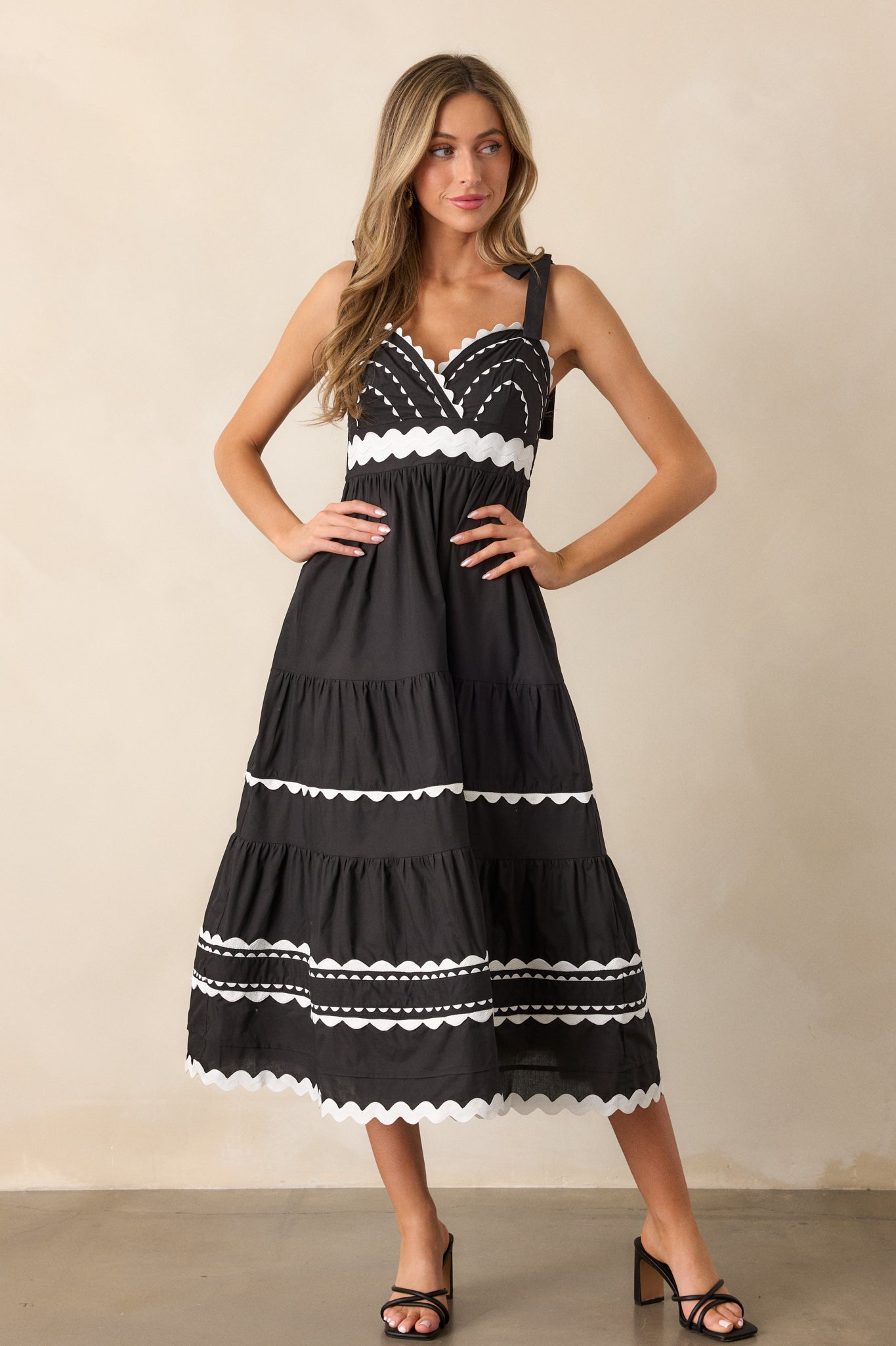 Elegant Edge Cotton Black Ricrac Maxi Dress